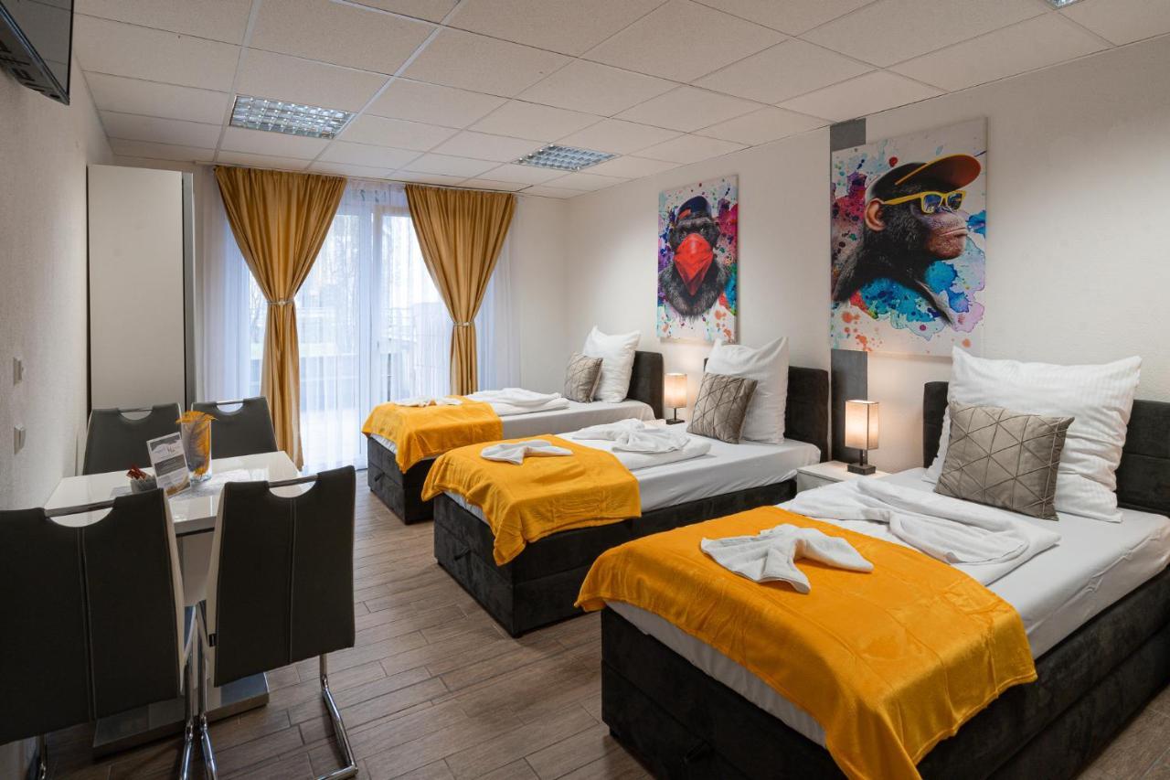 Cannstatter Hotel Estugarda Exterior foto